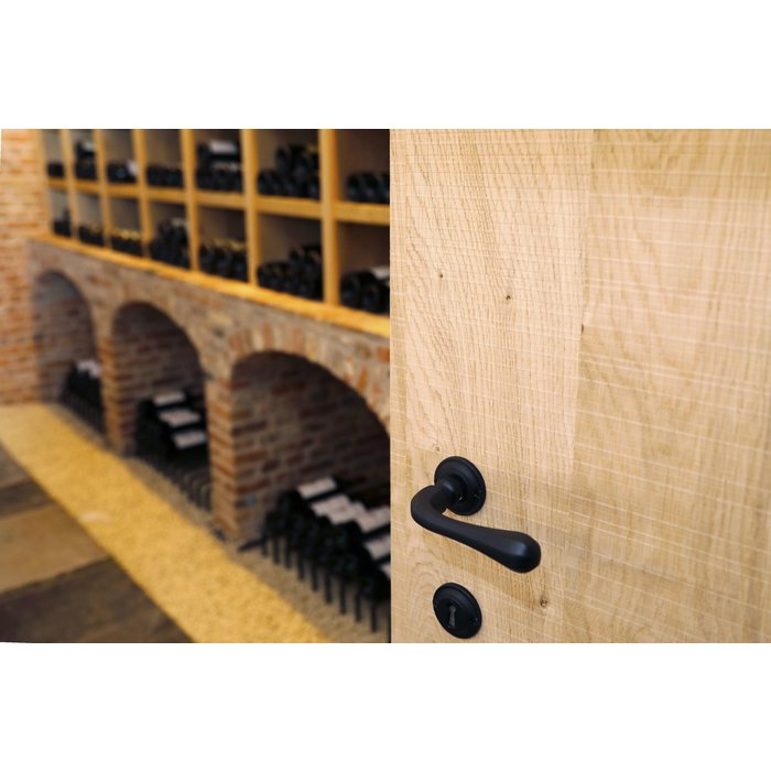 HDD Black door handles Gretana