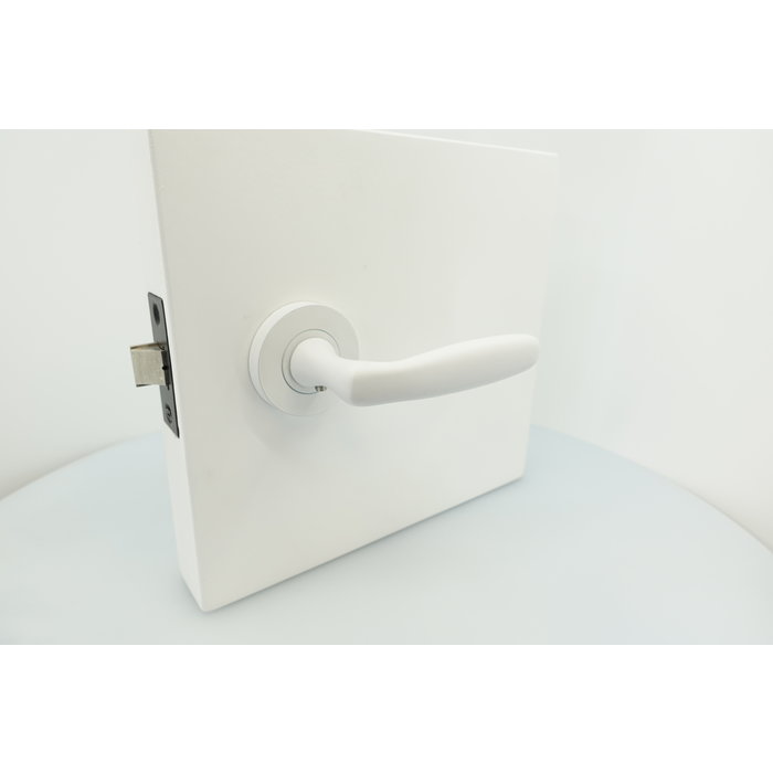 Intersteel White door handle Bjorn on round rosette 52x10mm with cams