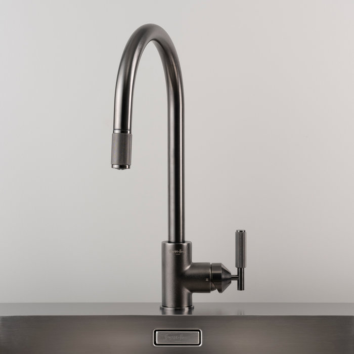 Buster+Punch Ausziehmischer von Buster & Punch mit Kreuzmuster in Gun-Metal