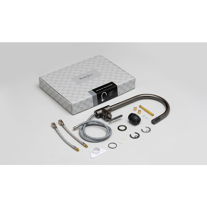 Buster+Punch Mitigeur extractible de Buster & Punch avec motif linéaire en laiton