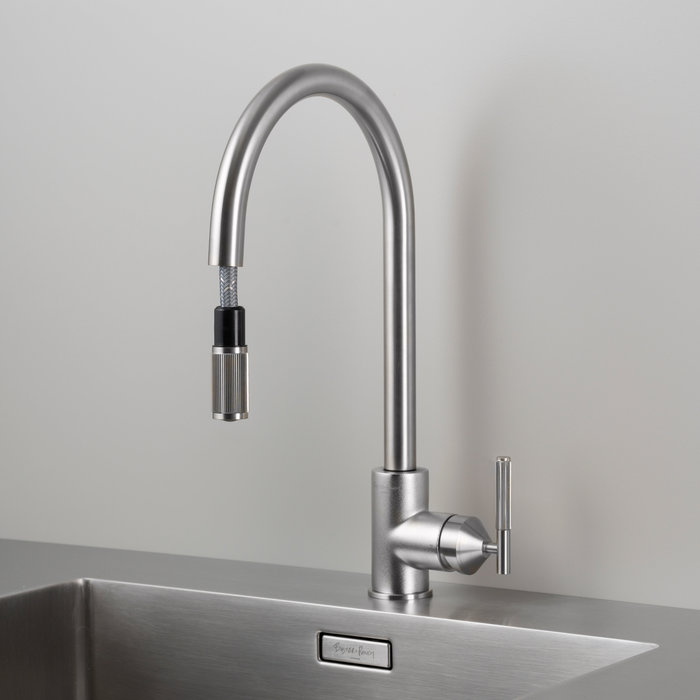 Buster+Punch Mitigeur extractible de Buster & Punch avec motif linéaire en acier inoxydable