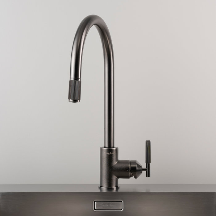 Buster+Punch Pull-out mixer tap from Buster & Punch with Linear cartridge in Gun-Metal