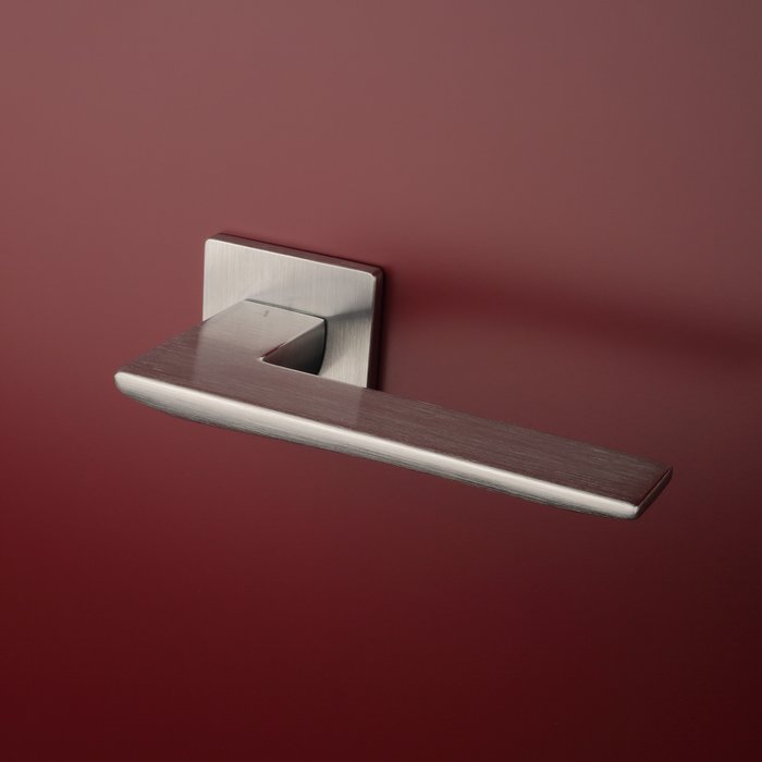Aprile Solid Aprile door handles IRIS square 52x52x5 mm brushed chrome