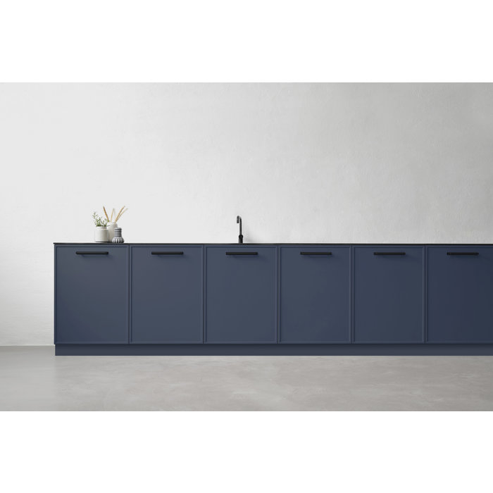 Furnipart Poignée de meuble noir mat Furnipart MANOR coupe croisée 192 mm avec plaque arrière