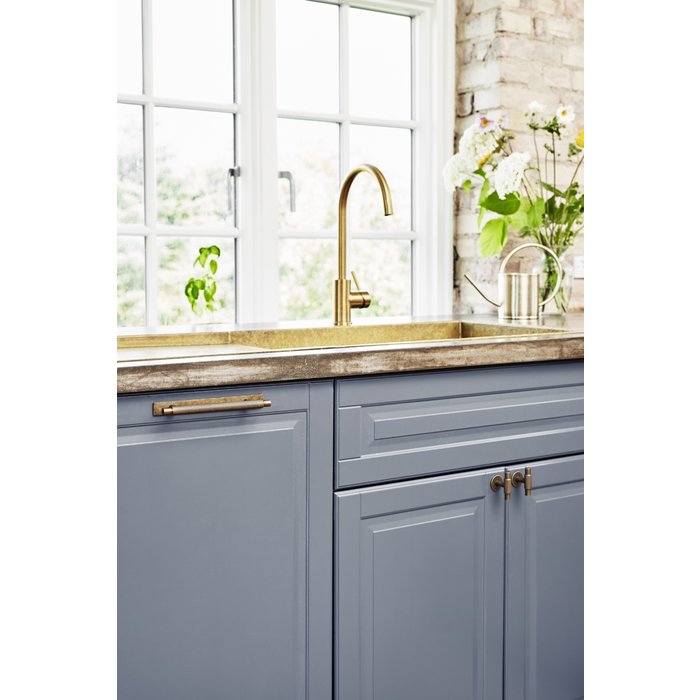 Furnipart Furnipart Poignée de meuble MANOR coupe en croix 128 mm avec plaque arrière laiton antique