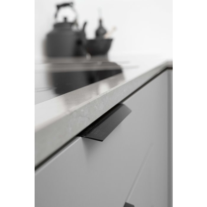 Furnipart Furnipart corner handle BLAZE matt black L= 200 mm