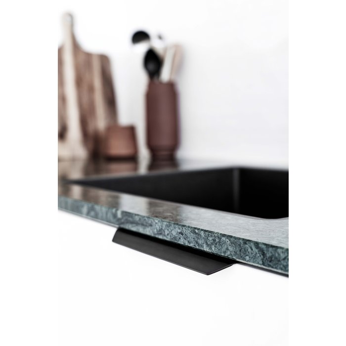 Furnipart Furnipart corner handle BLAZE matt black L= 200 mm