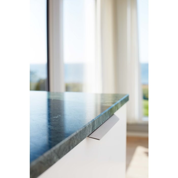 Furnipart Furnipart poignée d'angle BLAZE aspect inox L= 200 mm