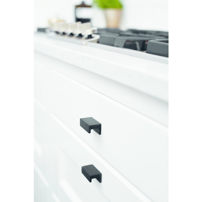 Furnipart Matt black Furnipart furniture handle STATION 32 mm brushed