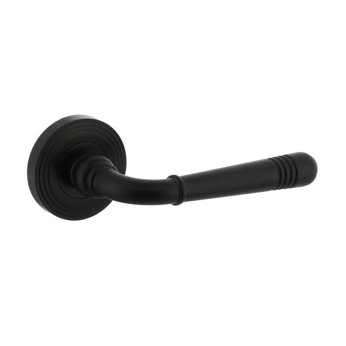 Intersteel Intersteel Door handle Helena on rosette Ø 54X9 mm - Matt black