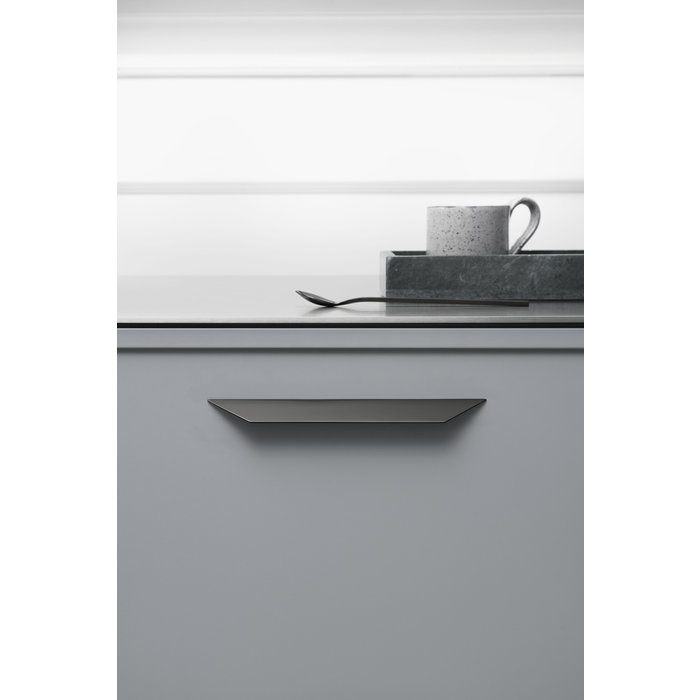 Furnipart Poignée de meuble Furnipart noir mat STREAMLINE 96 mm