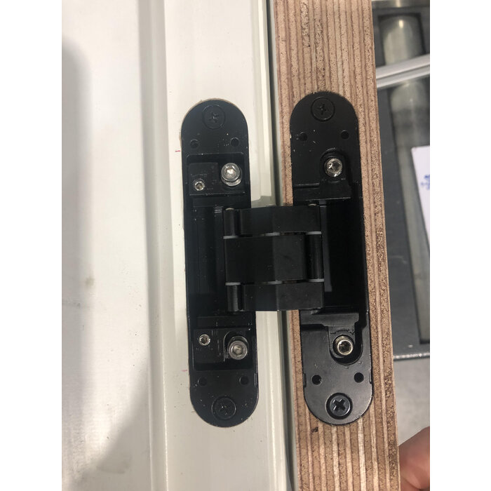 247WOOD Einlegeplatte FIS Frässchablone für Aprile 3D-Scharnier 135x28mm