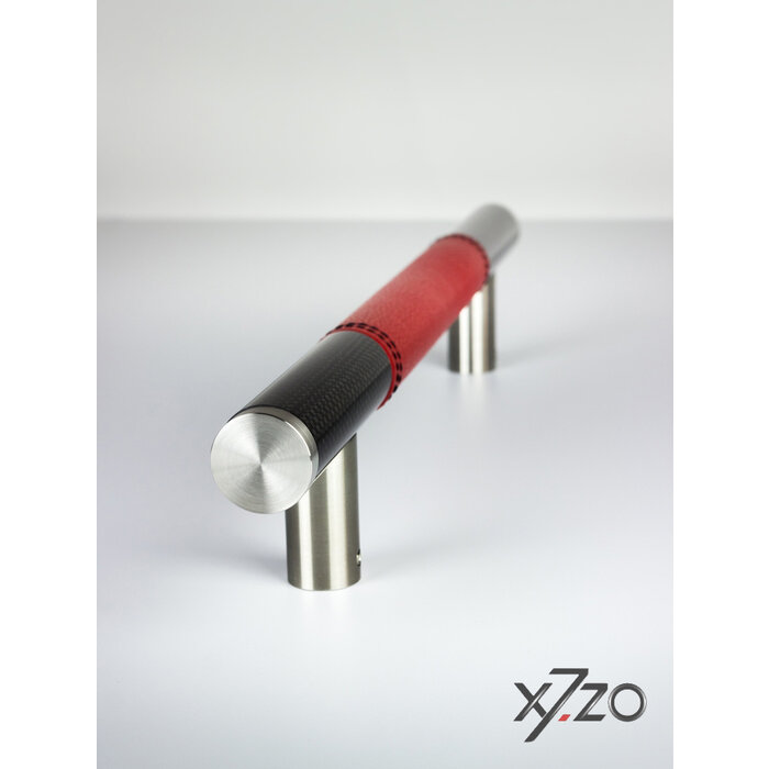 X7.ZO Design-Türgriff Z13 – Carbon/Edelstahl 500 mm – rotes italienisches Leder