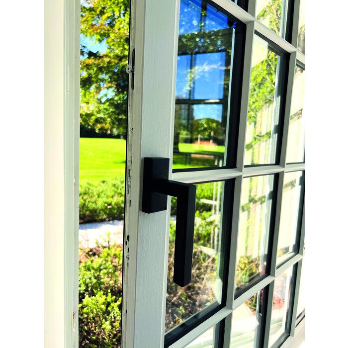 HDD Schwarzer Fenstergriff Kubic Form 16mm