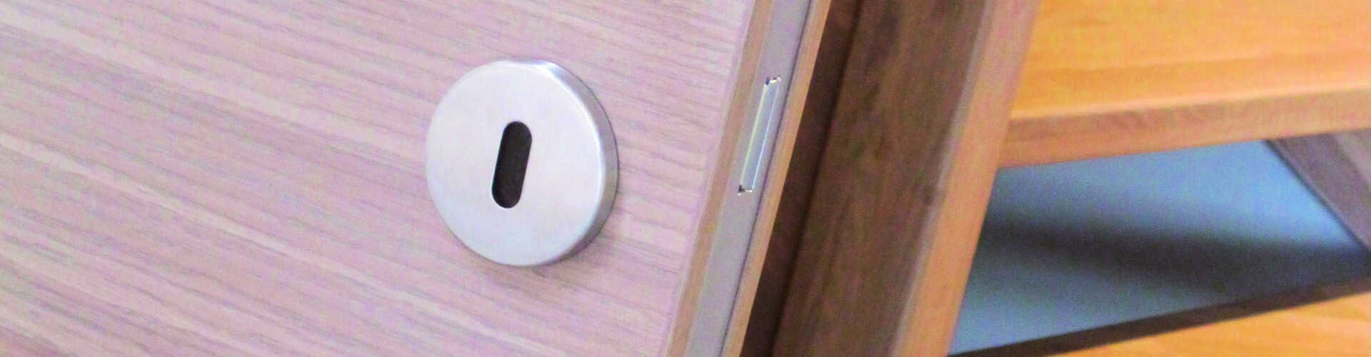 Hoe bepaal je de optimale draairichting van je deur?