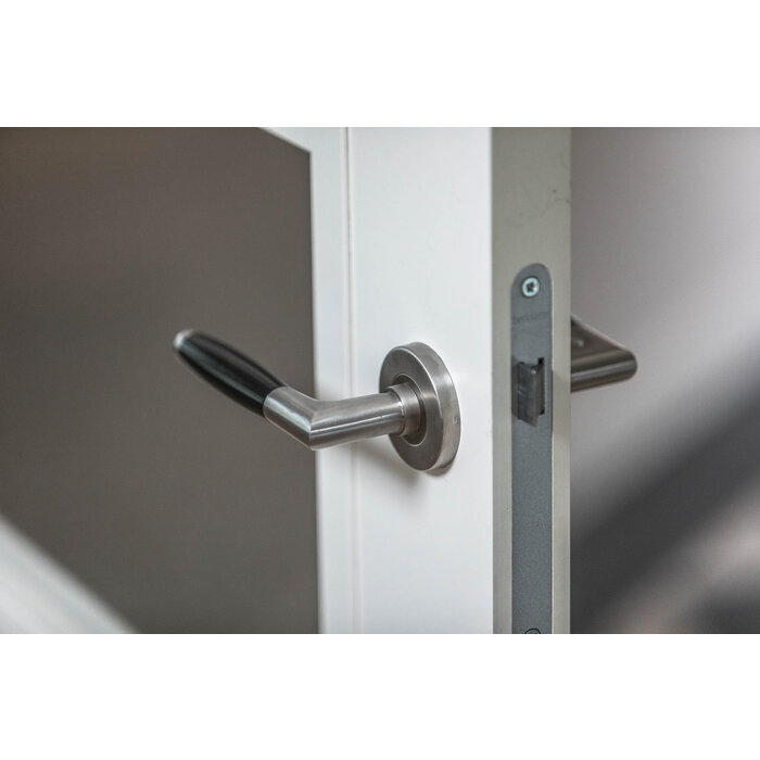 In-Door Poignées de porte Copenhague en acier inoxydable massif avec poignée noire