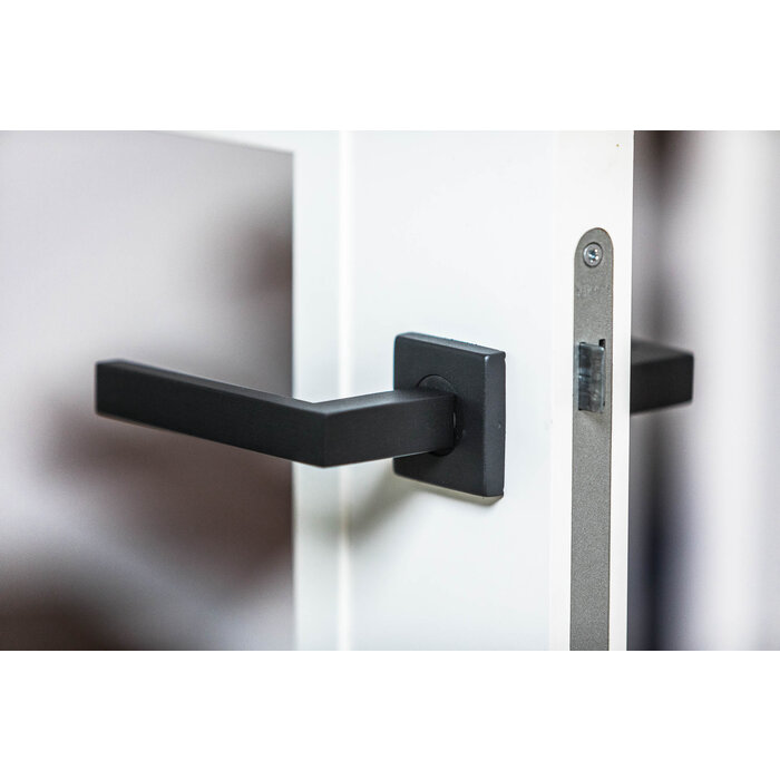 In-Door Schwarze Marbella-Türgriffe mit Strukturlack