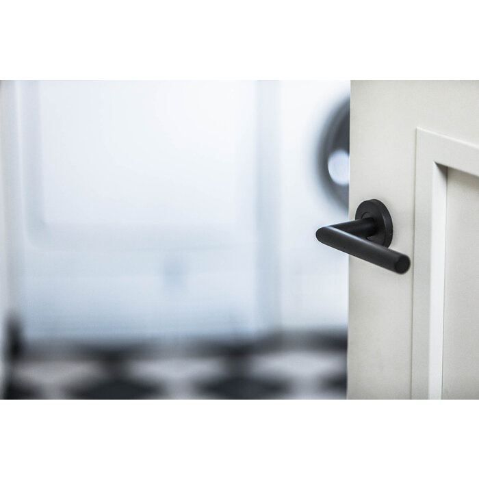 In-Door Schwarze Jersey-Türgriffe mit Strukturlack