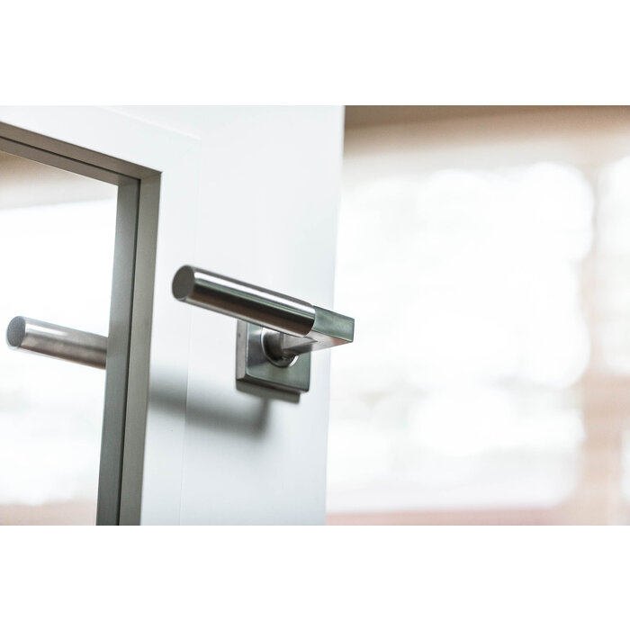 In-Door Massieve inox deurklink Sofia op vierkant rozet