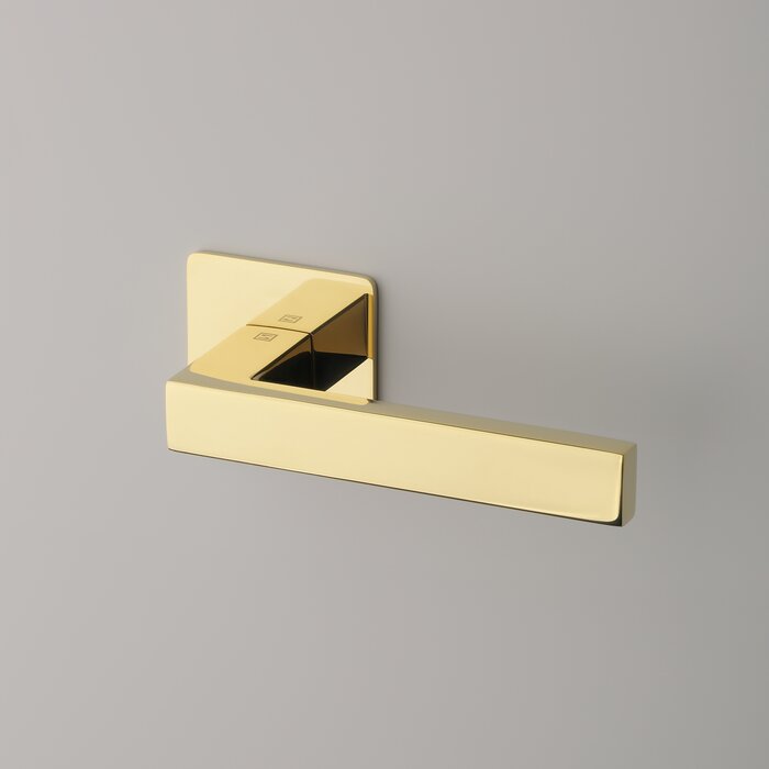 STERK Türgriffe KVADRAT 1760, goldpoliert und PVD-beschichtet, auf ultradünnen 3-mm-Rosetten