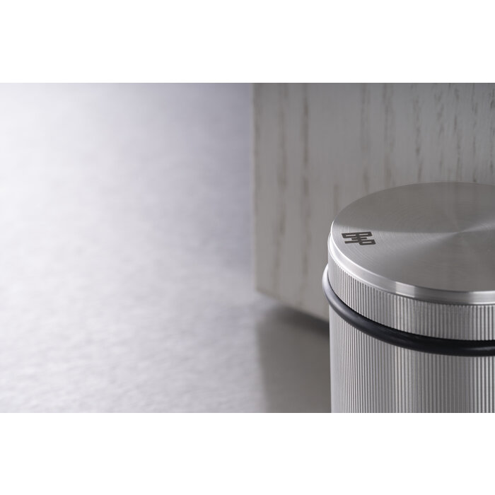 Buster+Punch Türstopper / Boden / freistehend / massiver Edelstahl / Buster + Punch