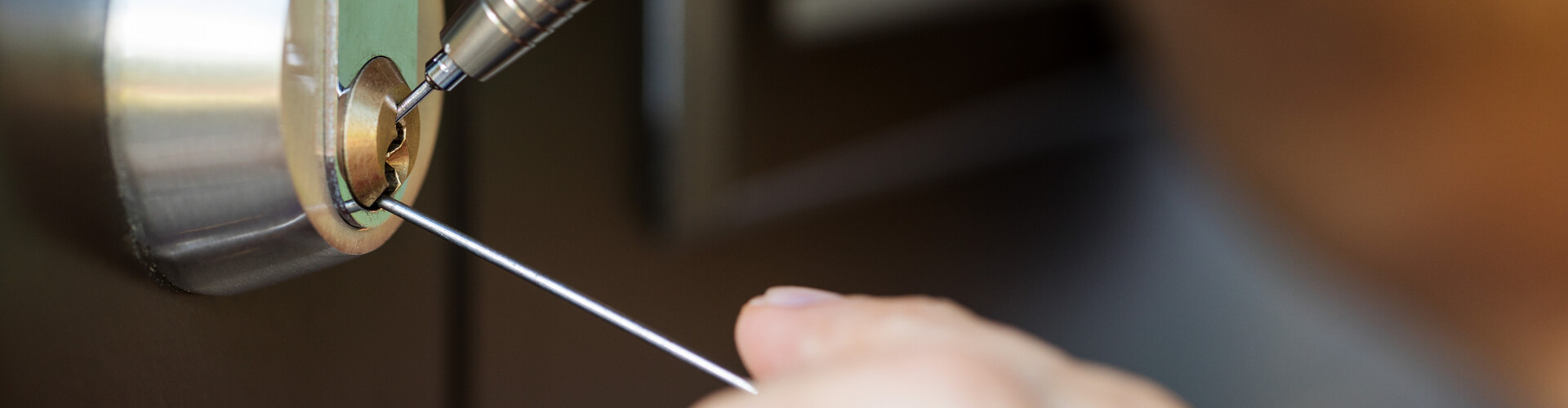 Belangrijke punten om op te letten wanneer je een slotenmaker inhuurt