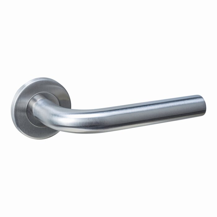 Intersteel Intersteel deurklinken "Q 02" op een verdekt rond rozet Ø 52x6mm - RVS