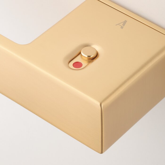 Aprile Massieve mat gouden APRILE deurklinken LUDISIA