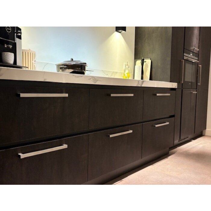 Formani SQUARE LSQ140 Möbelgriff von Formani – mattierter Edelstahl