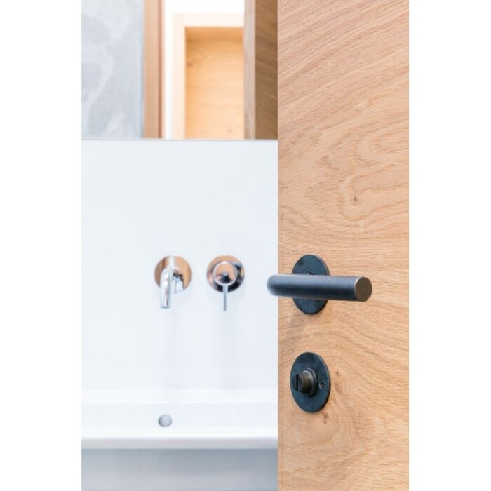 HALCO HALCÖ door handles SÖLDEN on a round rosette - visibly screwed - Black steel