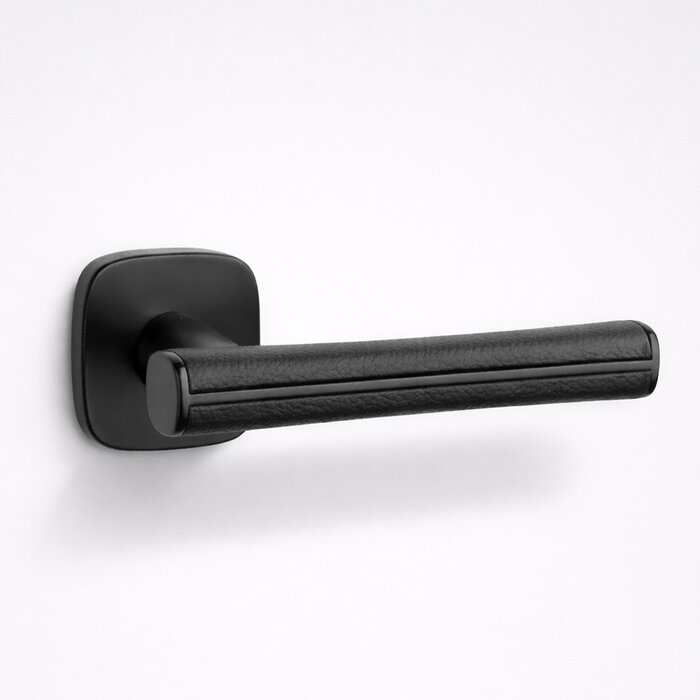 Aprile Poignées de porte Aprile solides DAVIDIA carrées arrondies - noir mat / cuir noir