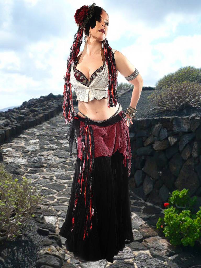 Tribal Fusion & Belly Dance Costume Basics I: Popular Hairstyles,  Accessories & Hair Jewelry - Magic Tribal Hair - Melanie Penners -  Schlegelstr. 30 - 50935 Cologne, Germany - VAT IDs DE288887298 & GB410444738