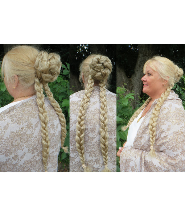 Natural Messy Chignon braided M