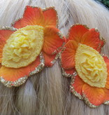 Orange-Goldene Bollywood Haarblüten