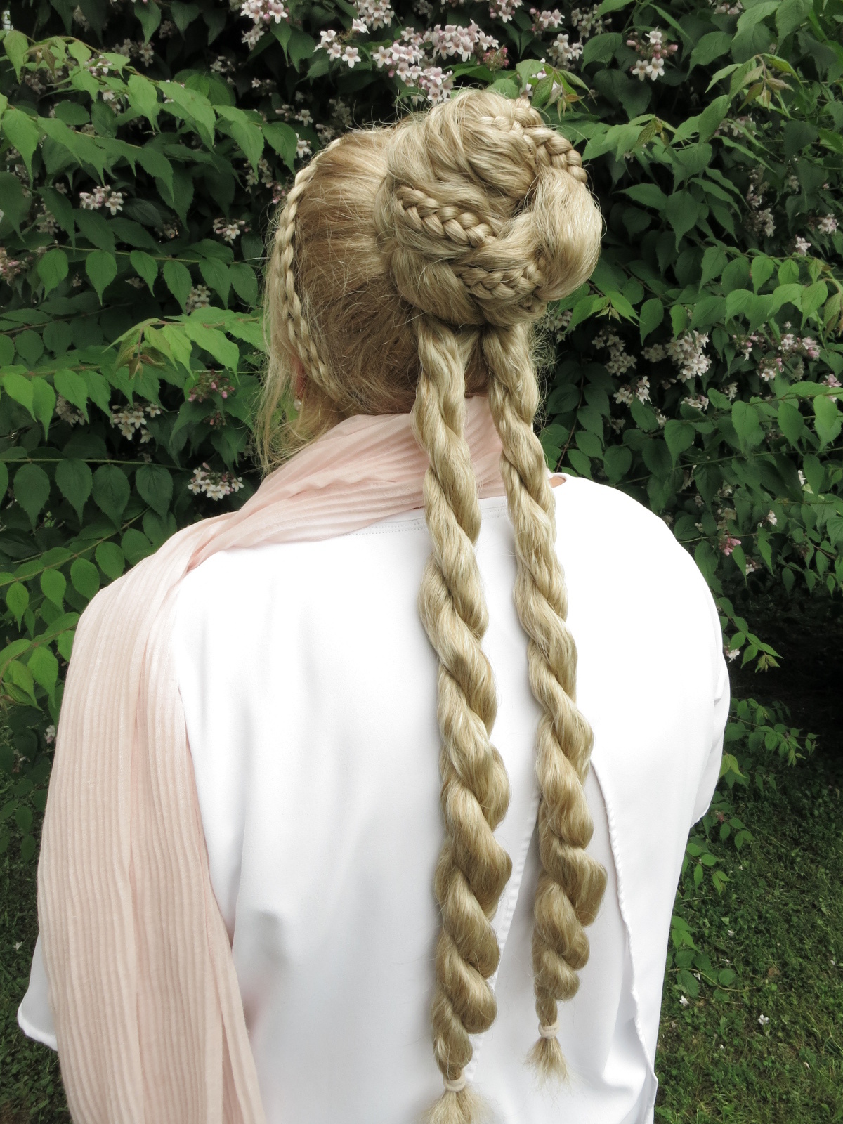 easy medieval hairstyles