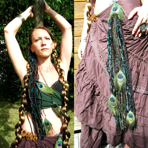 Elf Peacock tassels