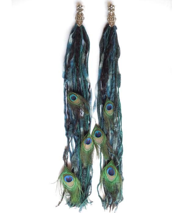 Goth Mermaid (peacock) belt clip/ yarn falls