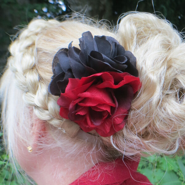 Rosen Haarblume schwarz dunkelrot