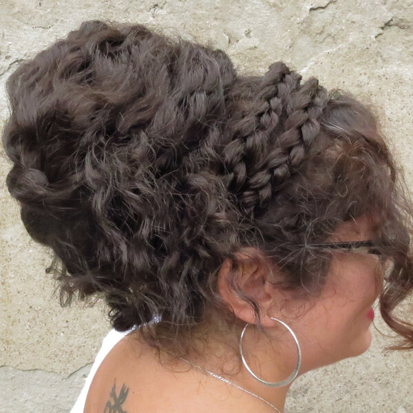 Layered Bun Messy Hochsteckfrisur L