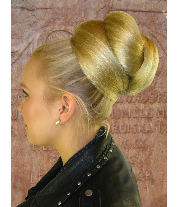 Layered Diva Bun, Lagendutt L