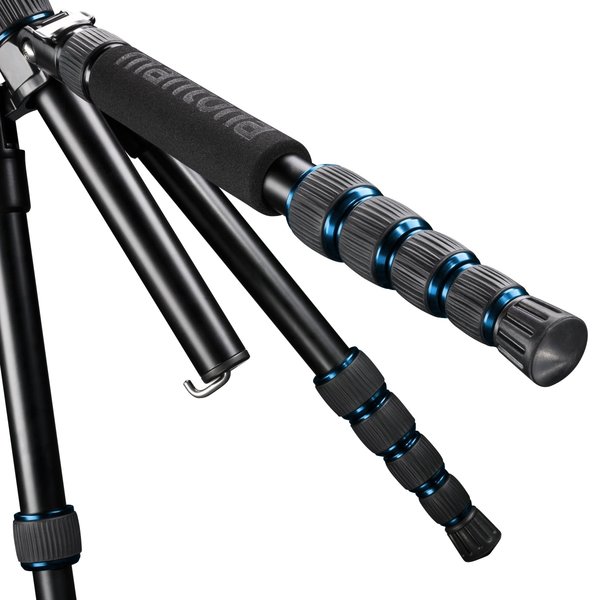 Mantona Travel Tripod DSLM with ball head, blue