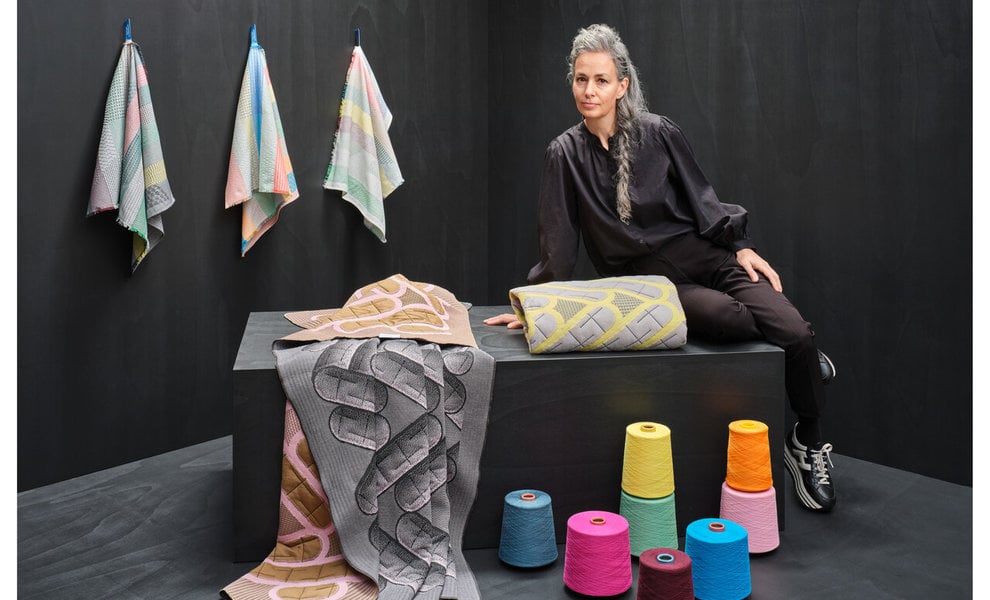 Sigrid Calon pays tribute to weaving and knitting