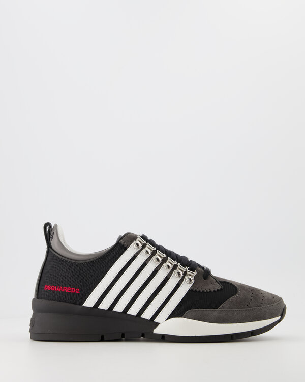 Legendary Lace up Low Top Sneakers Schwarz / Weiß