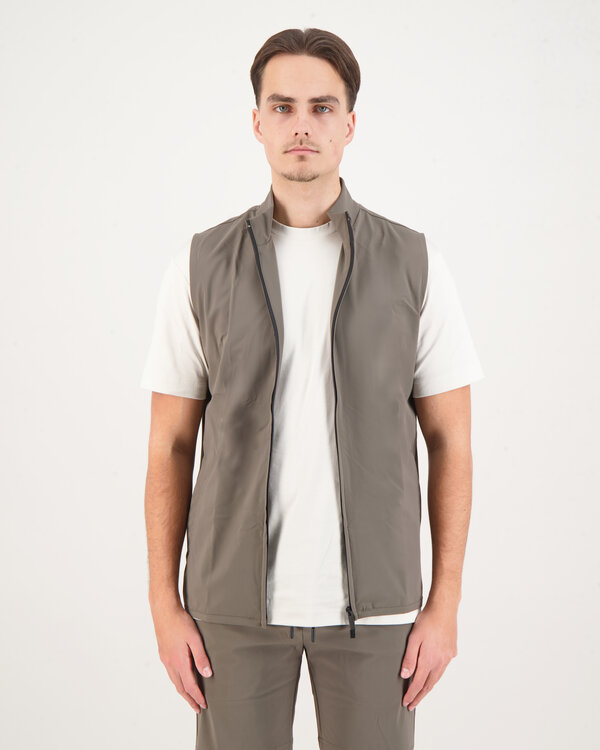 Sleeveless Tech Vest Taupe