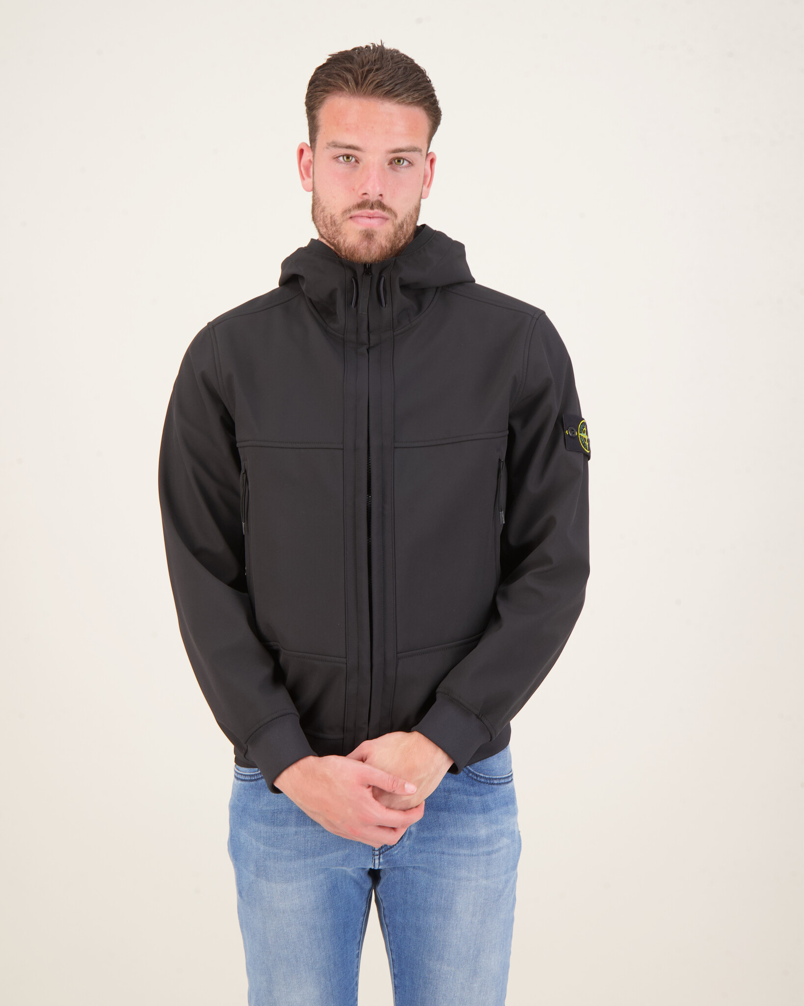 Stone Island Q0322 Soft Shell-R e.dye Technology Jacket Black