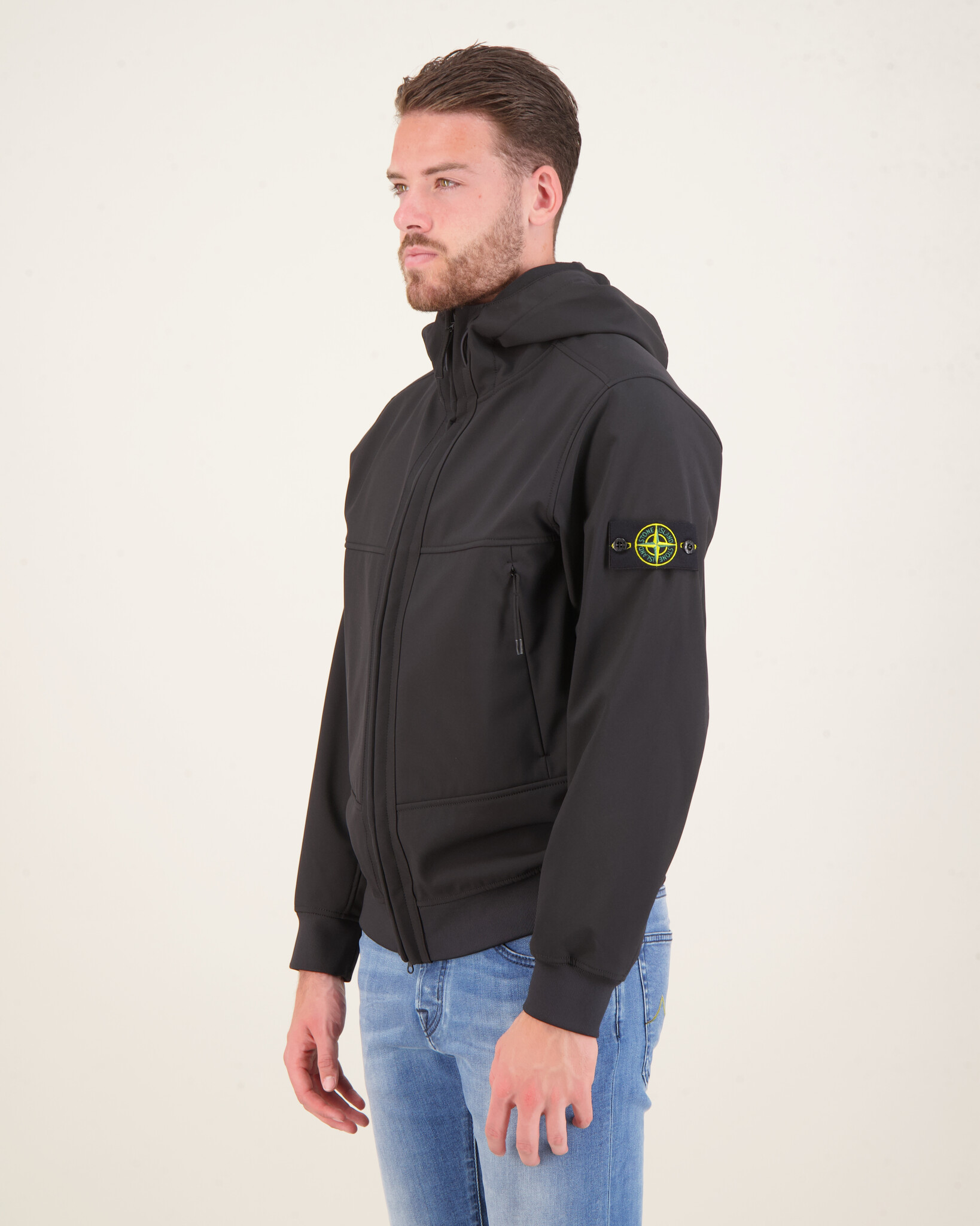 STONE  Q0322 SOFT SHELL-R.e.dye® Stone Island Q0322 Soft Shell-R E. Dye Technology in Blue