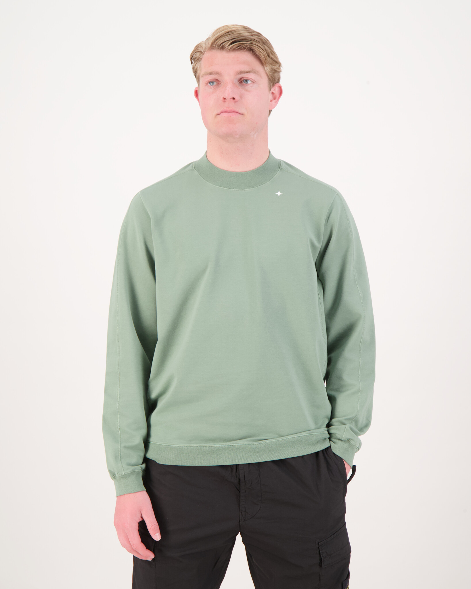 STONE  ストーンアイランド　Stellina Sweater Stone Island Stellina Crewneck Sweater Musk Green | HAVEN