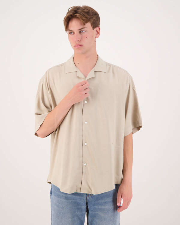 Chemise Col Requin Shirt Creme