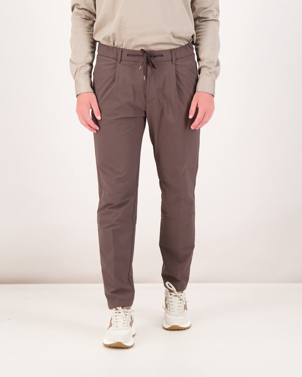 Pleated Technical Pantalone Bruin