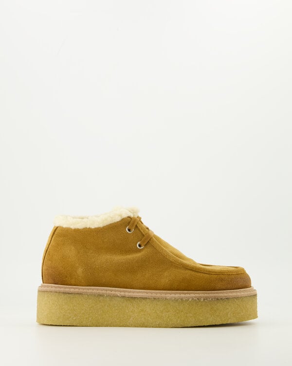Chukka shearling boots Beige